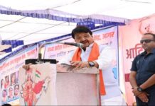 जनजातीय अंचल में शिक्षा और सम्मान बढ़ाने के लिये राज्य सरकार प्रतिबद्ध : मंत्री कैलाश विजयवर्गीय