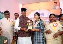 नरेला में मेधावी विद्यार्थियों का सम्मान; मंत्री सारंग ने बढ़ाया उत्साह