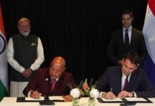 प्रधानमंत्री मोदी की उपस्थिति में सेमीकंडक्टर निर्माण के लिए एएसएमएल और टाटा इलेक्ट्रॉनिक्स के बीच समझौते पर हस्ताक्षर