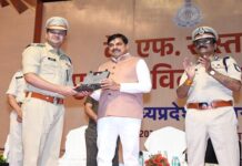 प्रदेश पुलिस ने अटूट साहस और कर्तव्यनिष्ठा के बल पर बनाई विशेष पहचान : मुख्यमंत्री डॉ. यादव